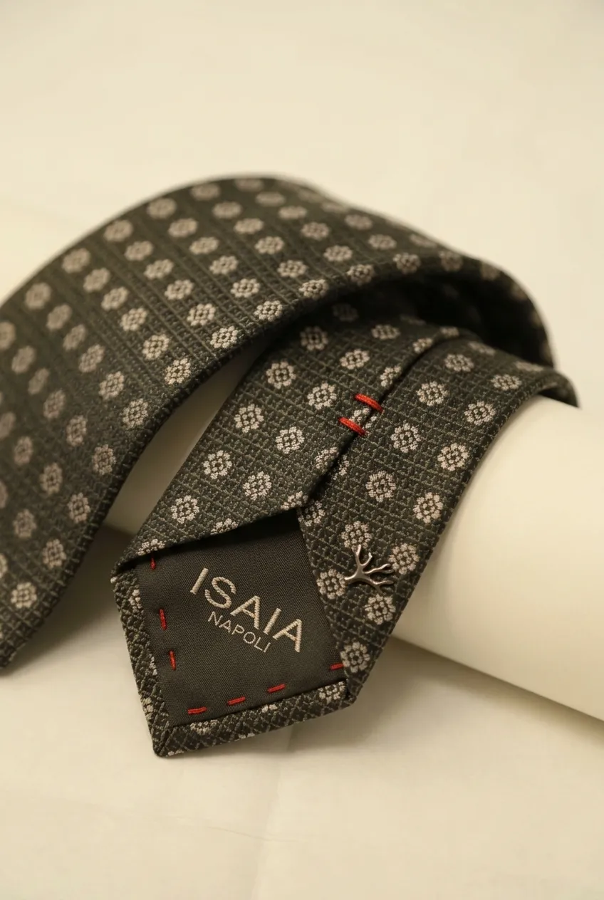Isaia krawat